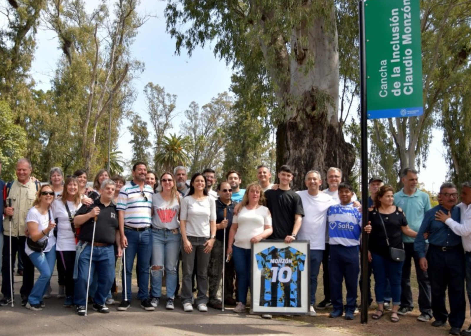 Se reinauguró la Cancha de la Inclusión con homenaje a un ex jugador de Los Murciélagos